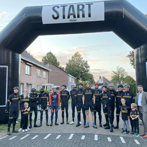 Start- finishboog zwart