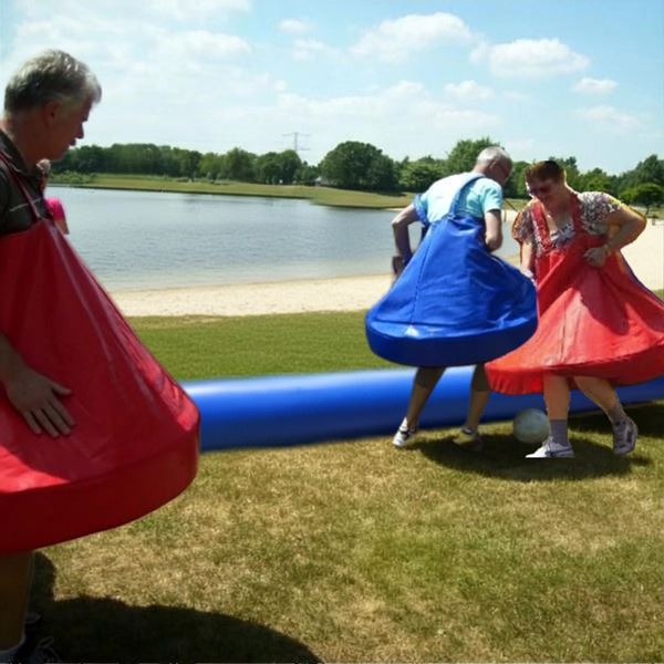 Rokken voetbal met opblaasbare boarding